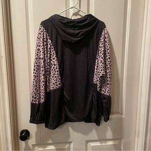 New with tags hoodie, leopard and black print Grace and Emma 3X
